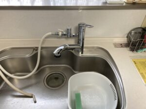 シンプル！ワンホール水栓の取替工事について　食洗機分岐水栓付きハンドシャワー水栓